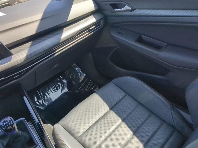 Used 2024 Volkswagen Golf R image 15