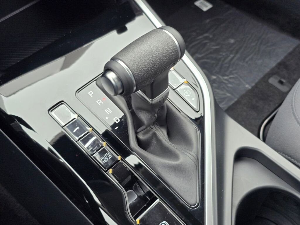 New 2026 Kia Niro LX FWD image 28