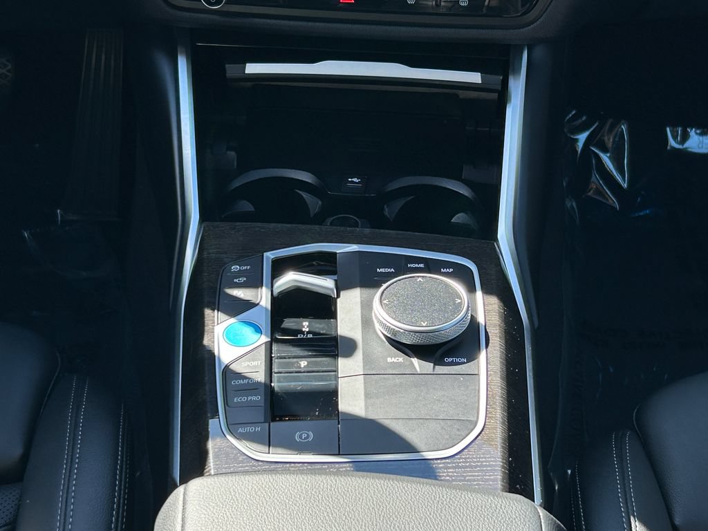 Used 2023 BMW i4 eDrive35 w/ Premium Package RWD image 27