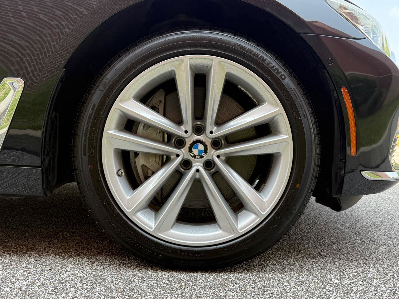 Used 2017 BMW 750i xDrive AWD/4WD image 44
