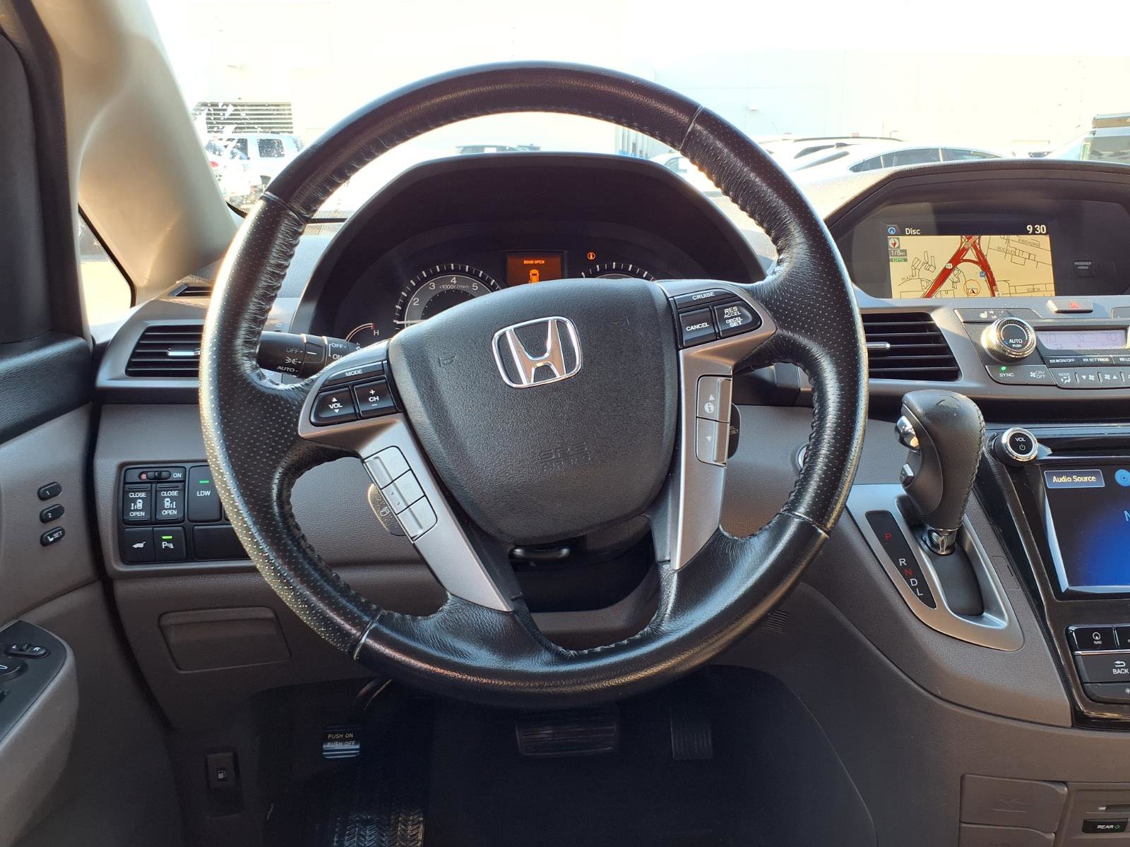 Used 2015 Honda Odyssey Touring image 12