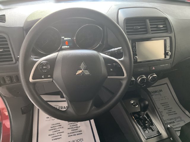 Used 2025 Mitsubishi Outlander Sport AWD image 15