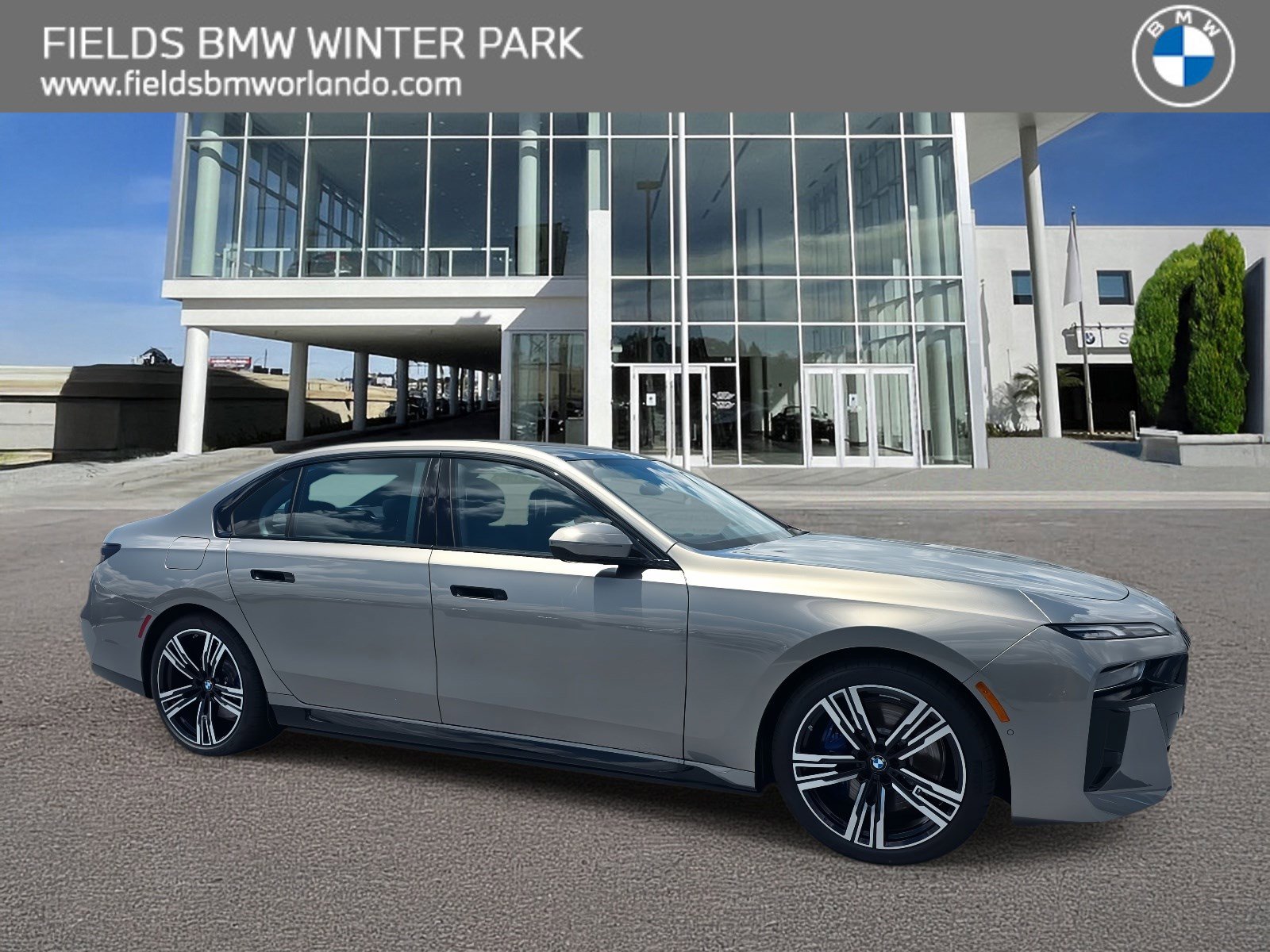 New 2025 BMW 750e xDrive w/ Premium Package image 1