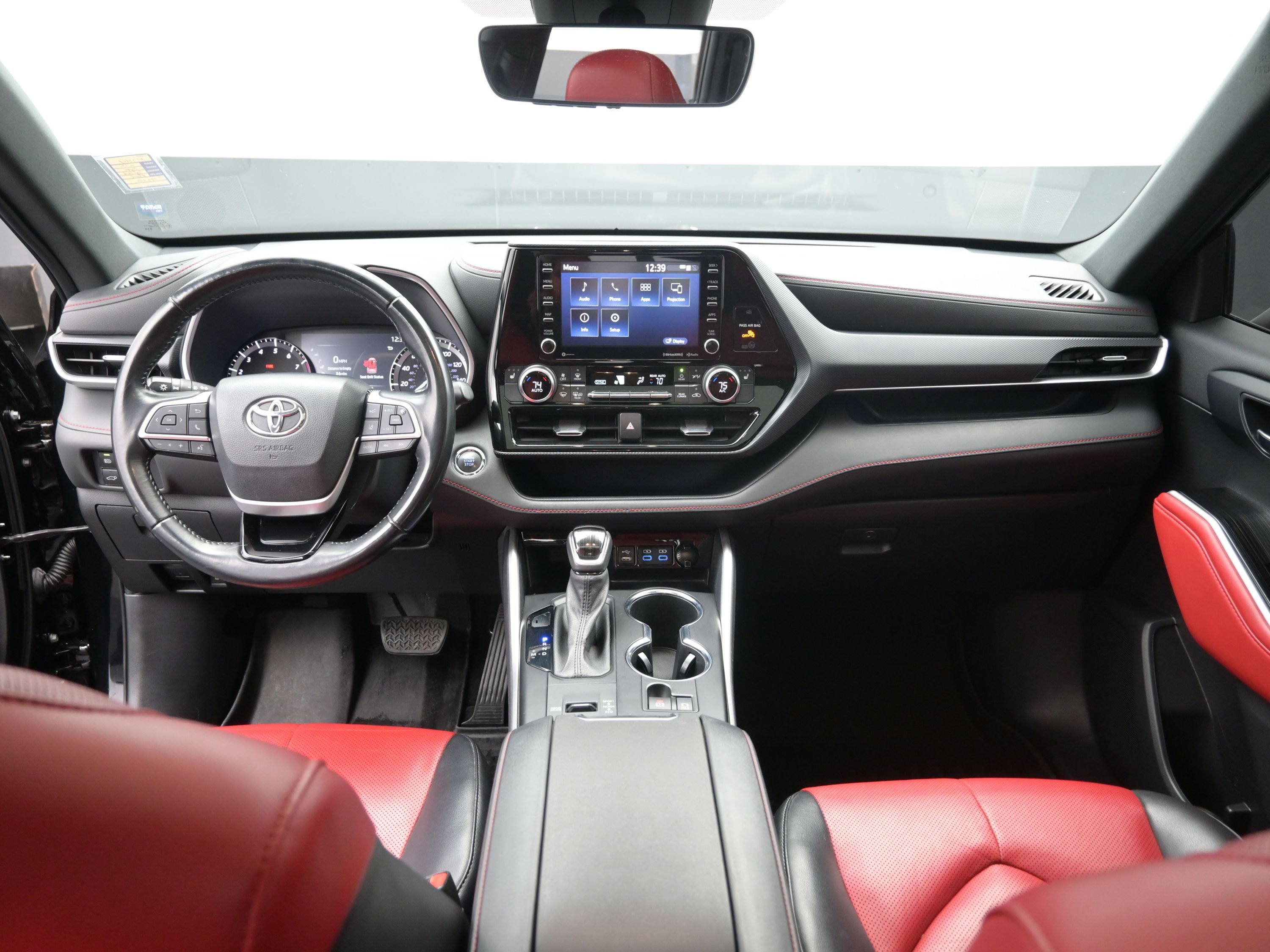 Used 2022 Toyota Highlander XSE image 21