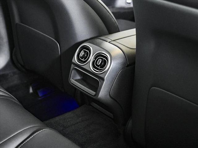 New 2026 Mercedes-Benz C 300 4MATIC Sedan image 19