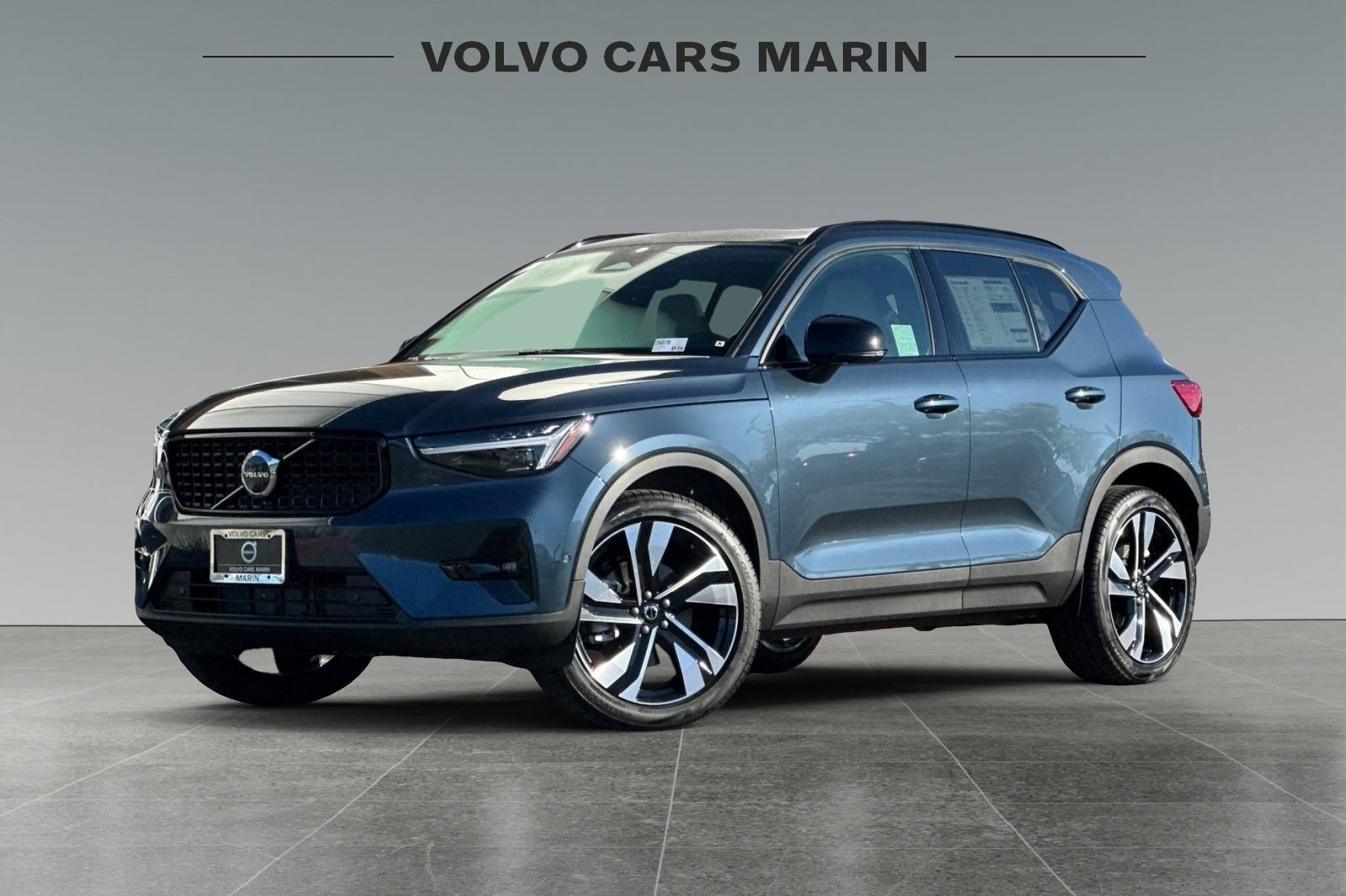 New 2026 Volvo XC40 B5 Ultra w/ Climate Package video 1
