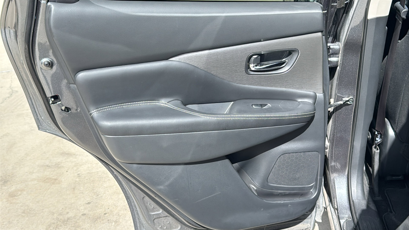 Used 2019 Nissan Murano SV w/ Premium Package FWD image 16