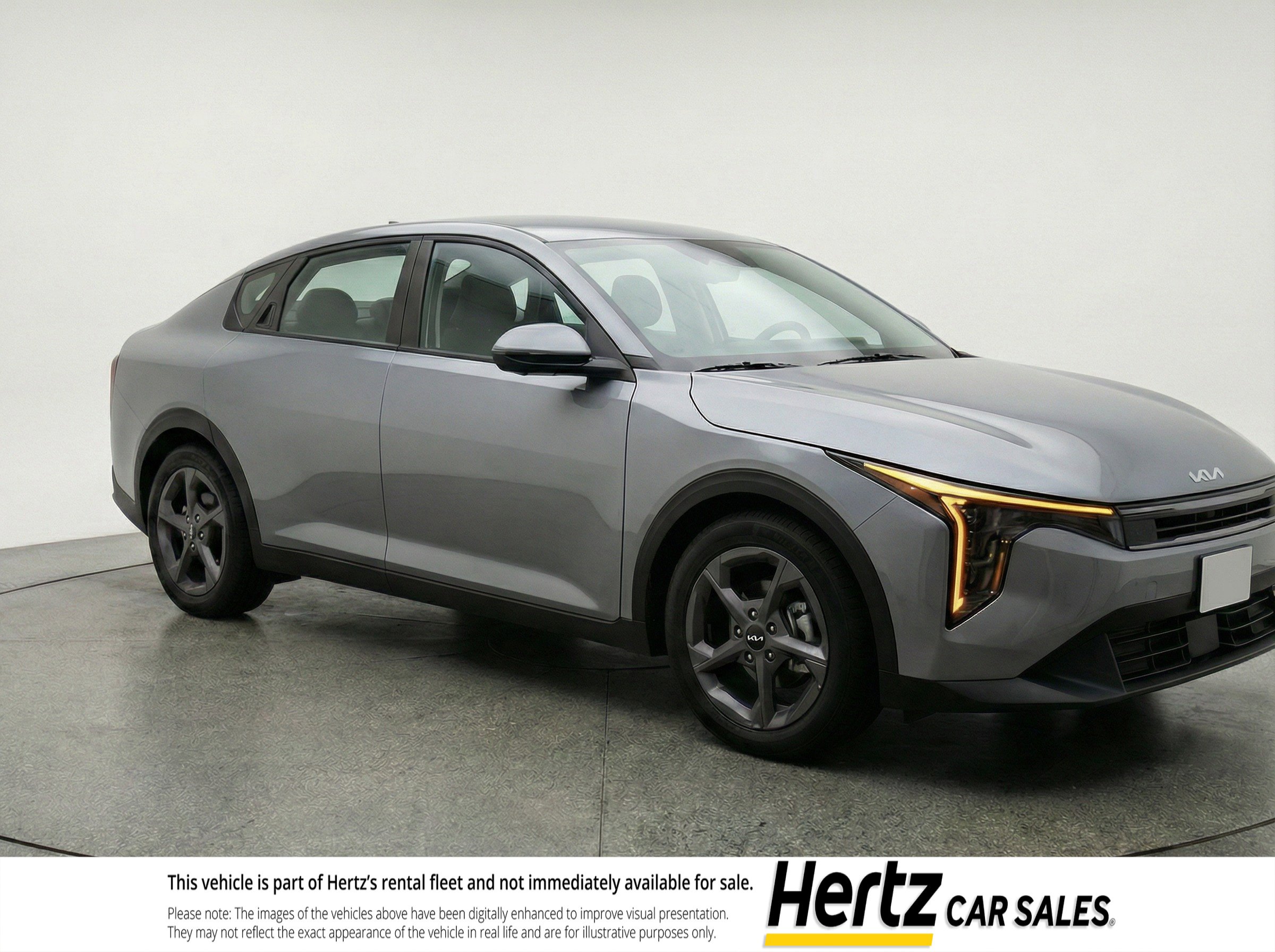 Used 2025 Kia K4 LXS image 1