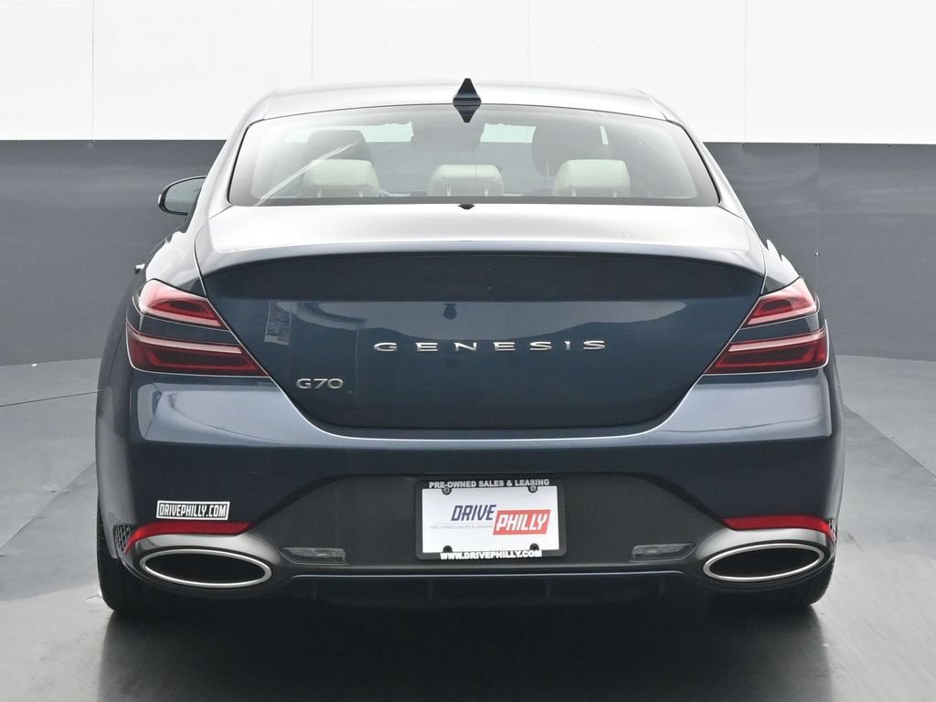 Used 2024 Genesis G70 2.5T RWD image 5