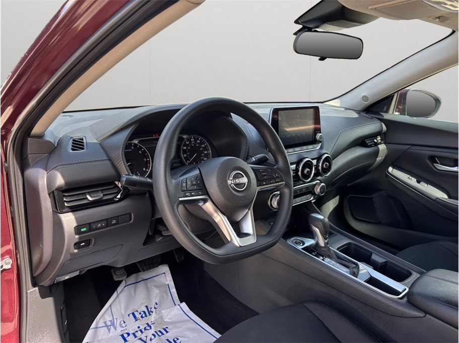 Used 2024 Nissan Sentra SV FWD image 6