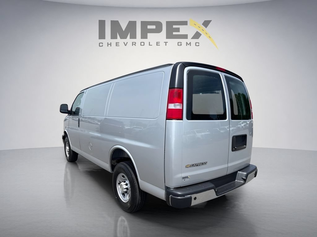 New 2026 Chevrolet Express 2500 w/ Driver Convenience Package RWD image 3