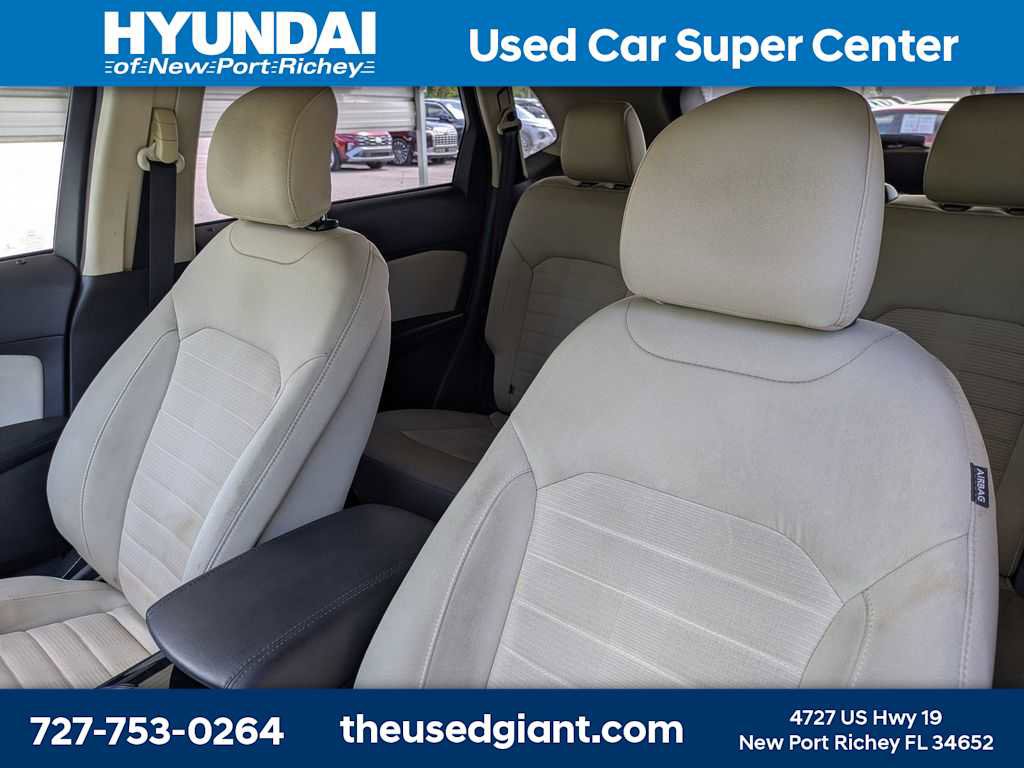 Used 2015 Ford Edge SEL AWD/4WD image 7
