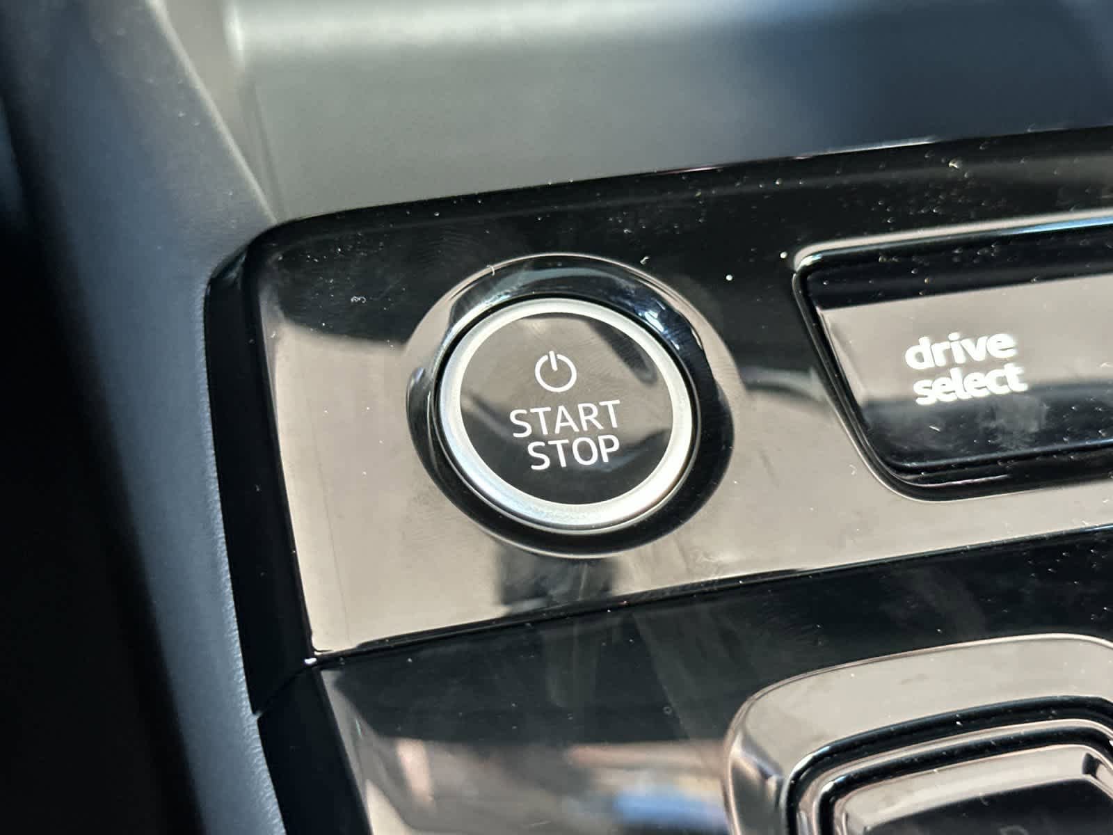 New 2025 Audi A6 e-tron Premium RWD image 23