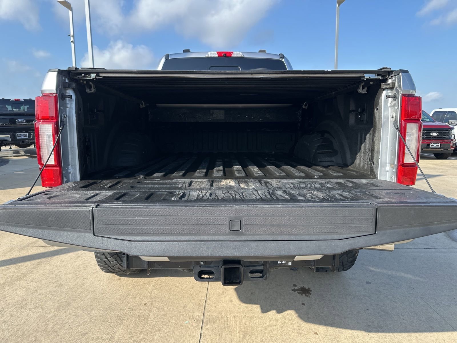 Used 2021 Ford F350 Platinum w/ Tremor Off-Road Package image 6