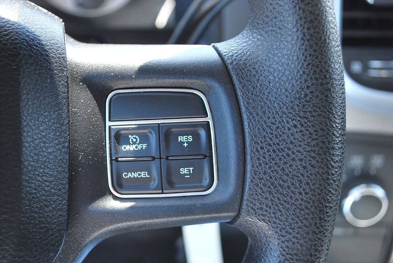 Used 2016 RAM 2500 SLT AWD/4WD image 25
