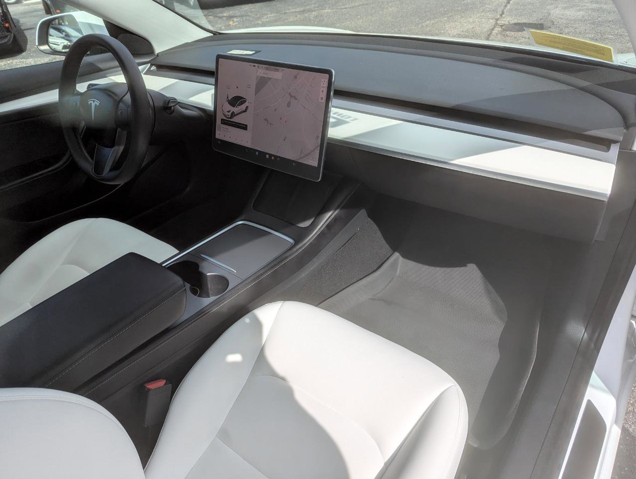 Used 2021 Tesla Model 3 Standard Range Plus image 30