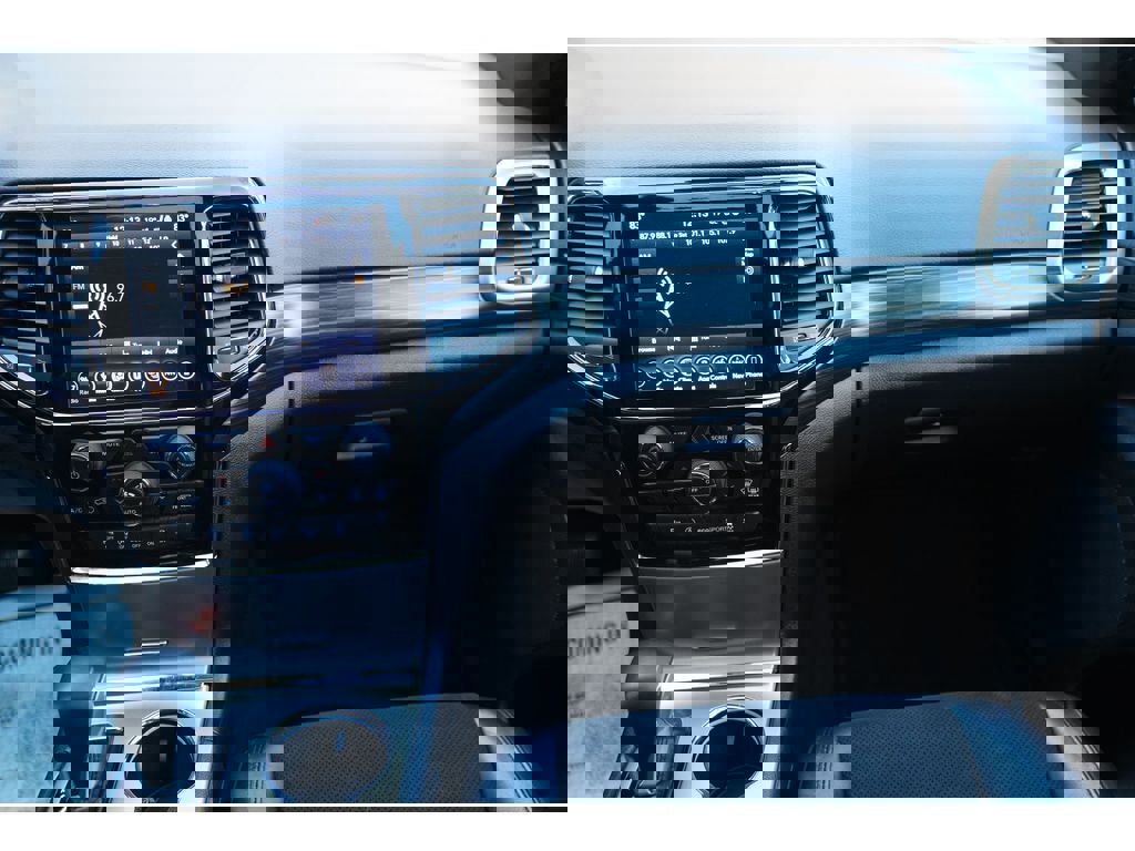 Used 2019 Jeep Grand Cherokee Altitude image 20