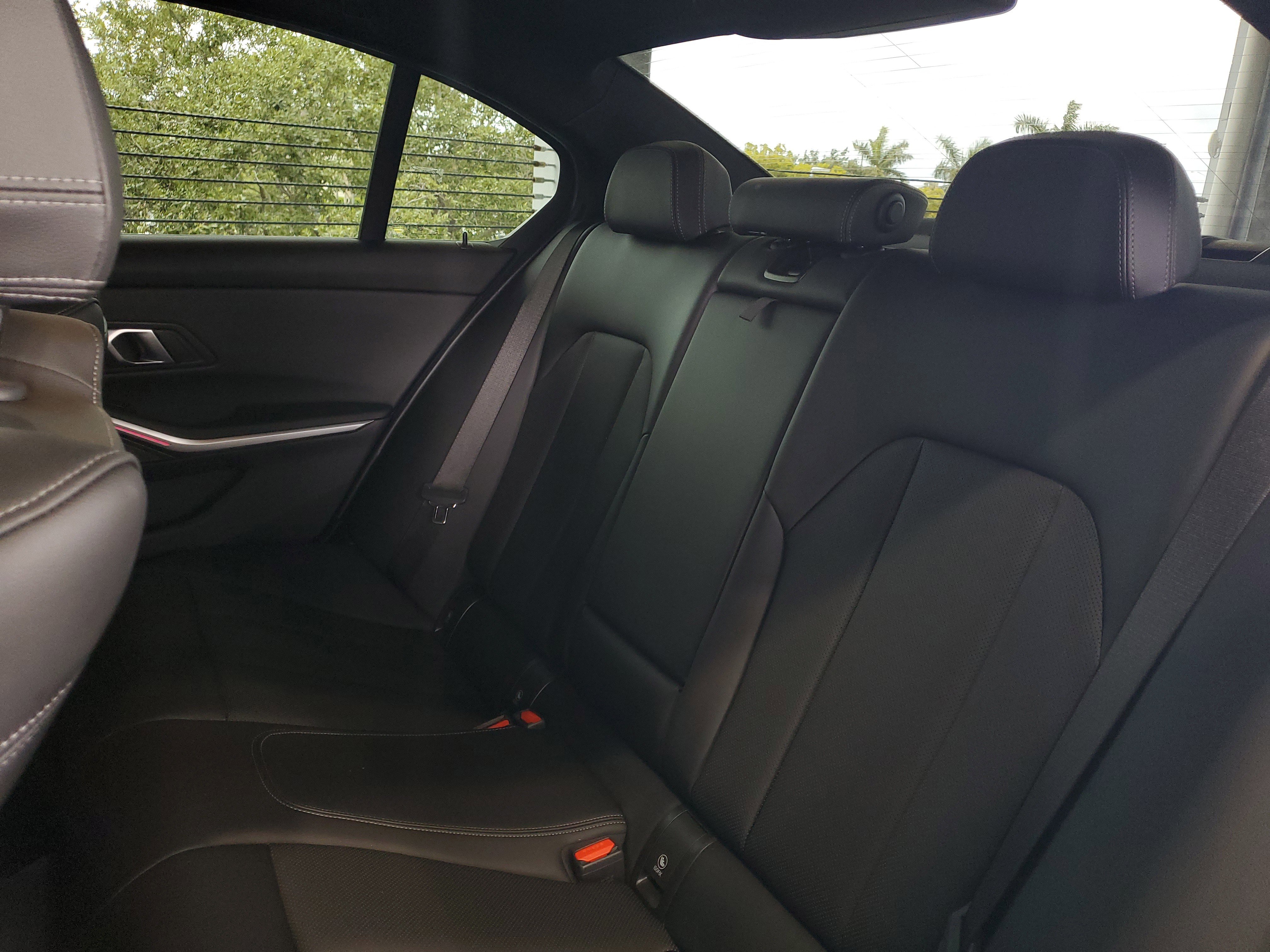 Used 2025 BMW M340i RWD image 8