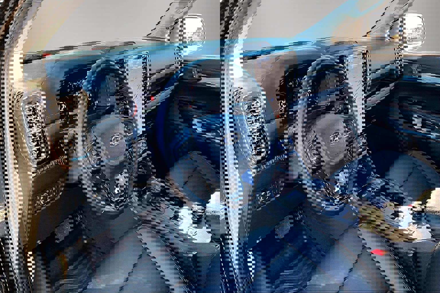 Used 2024 Ford Ranger Lariat w/ FX4 Off-Road Package image 18