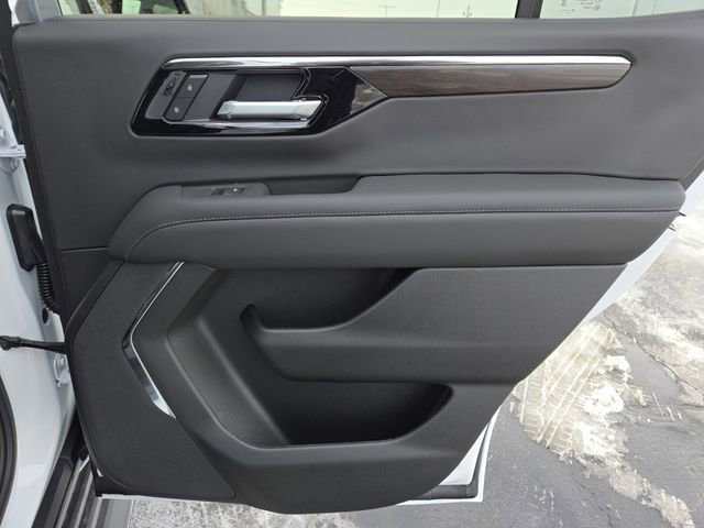 New 2026 Chevrolet Tahoe LS w/ LPO, Dark Essentials Package AWD/4WD image 25