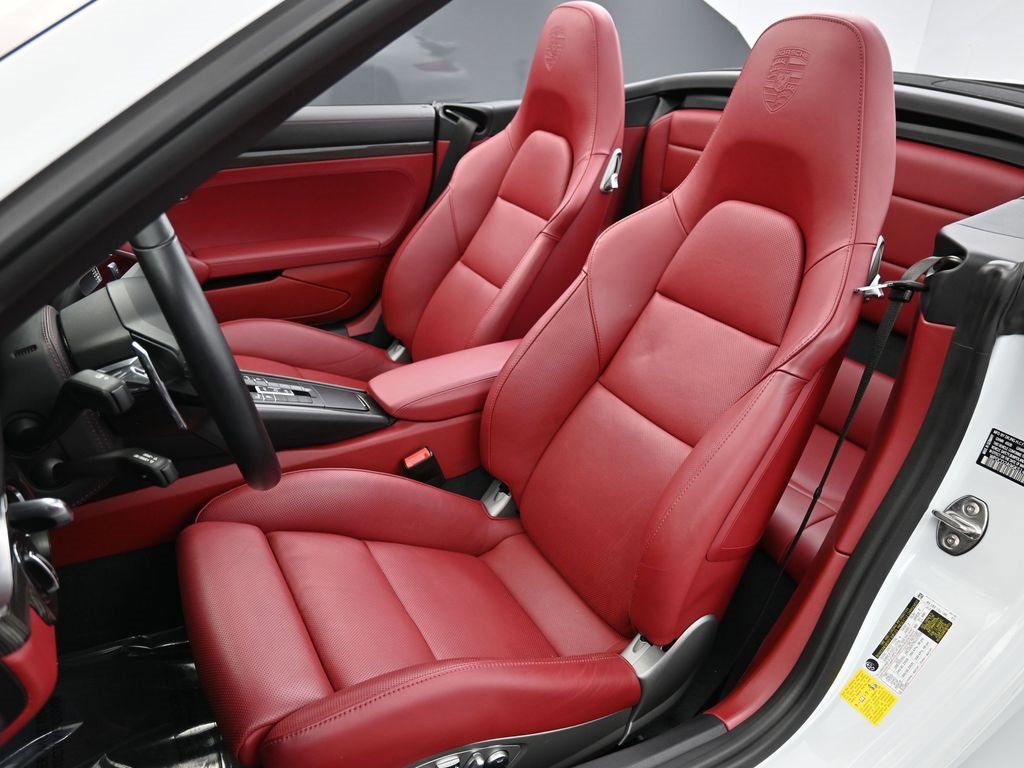 Used 2019 Porsche 911 Turbo S image 5