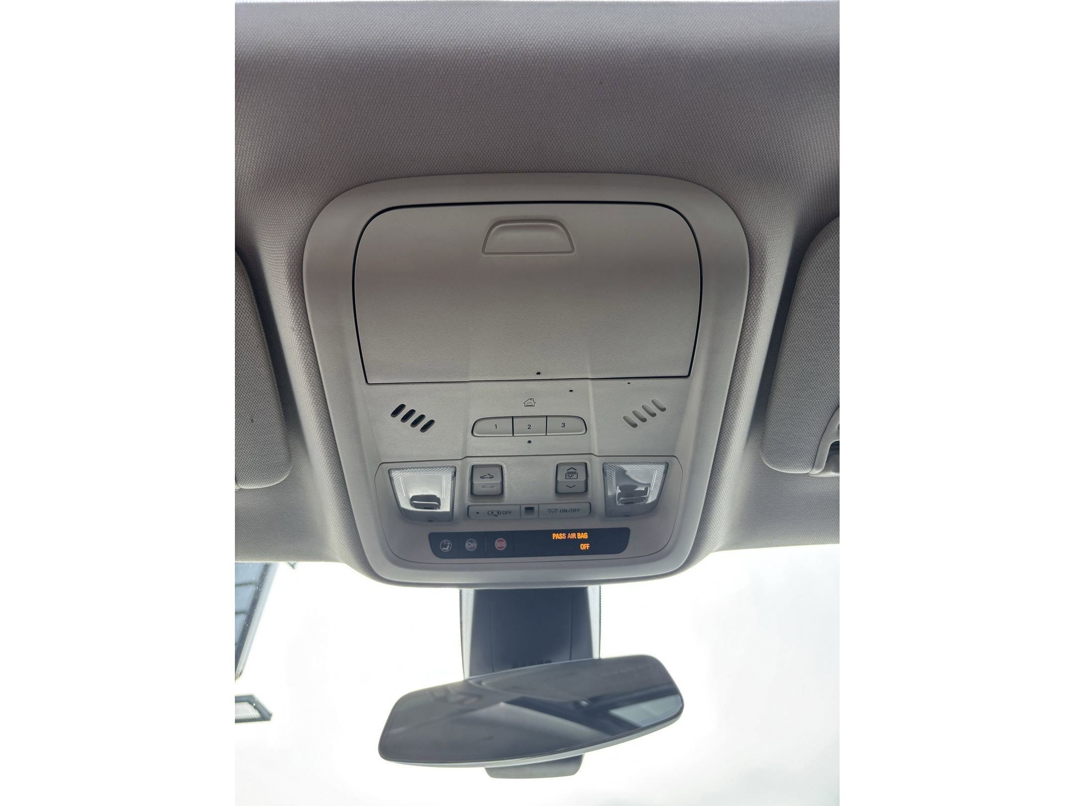 Used 2017 Cadillac XT5 Luxury w/ Driver Awareness Package image 36