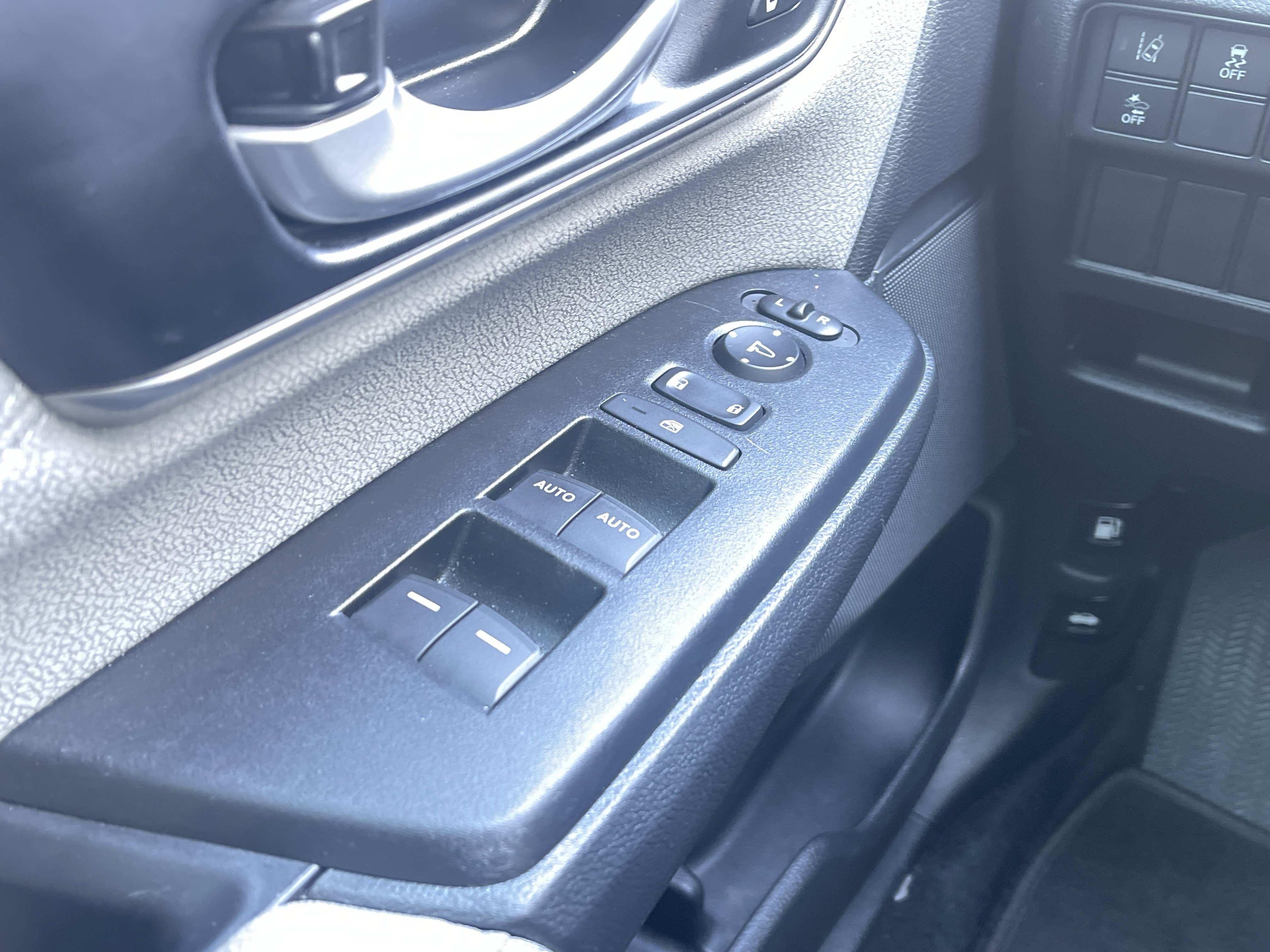 Certified 2022 Honda CR-V EX image 23