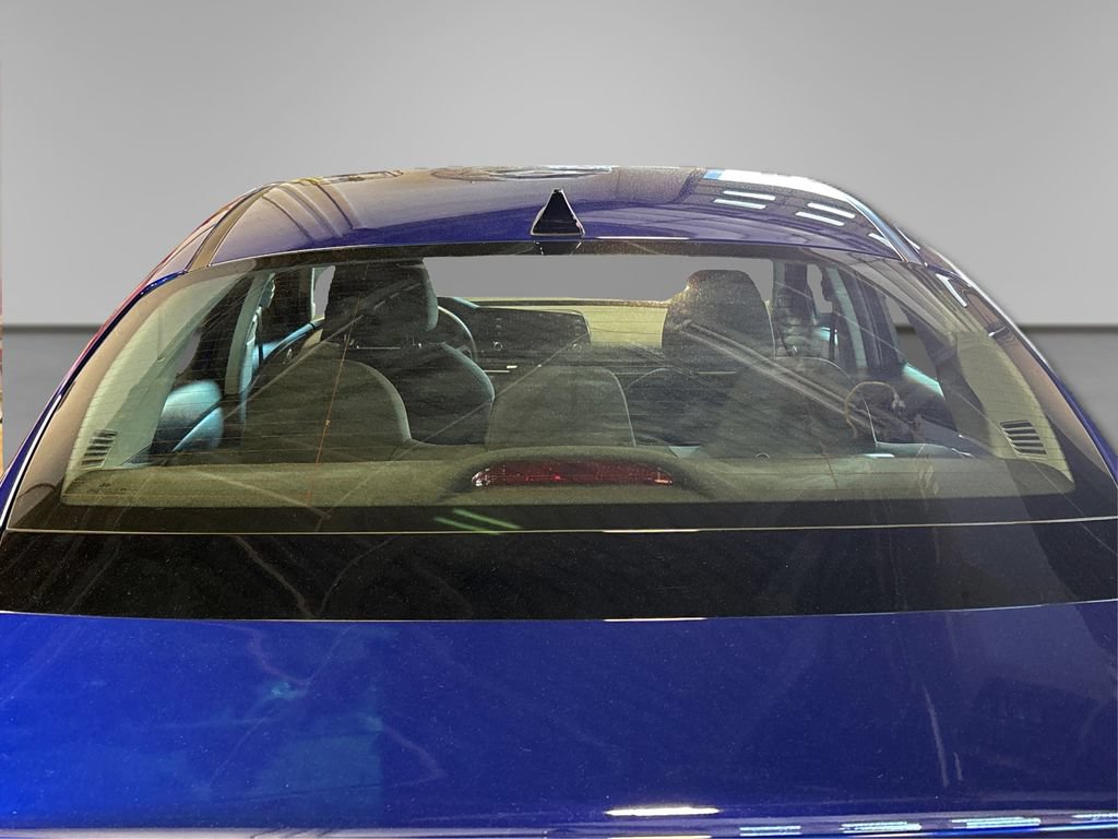 Used 2023 Hyundai Elantra SEL FWD image 17