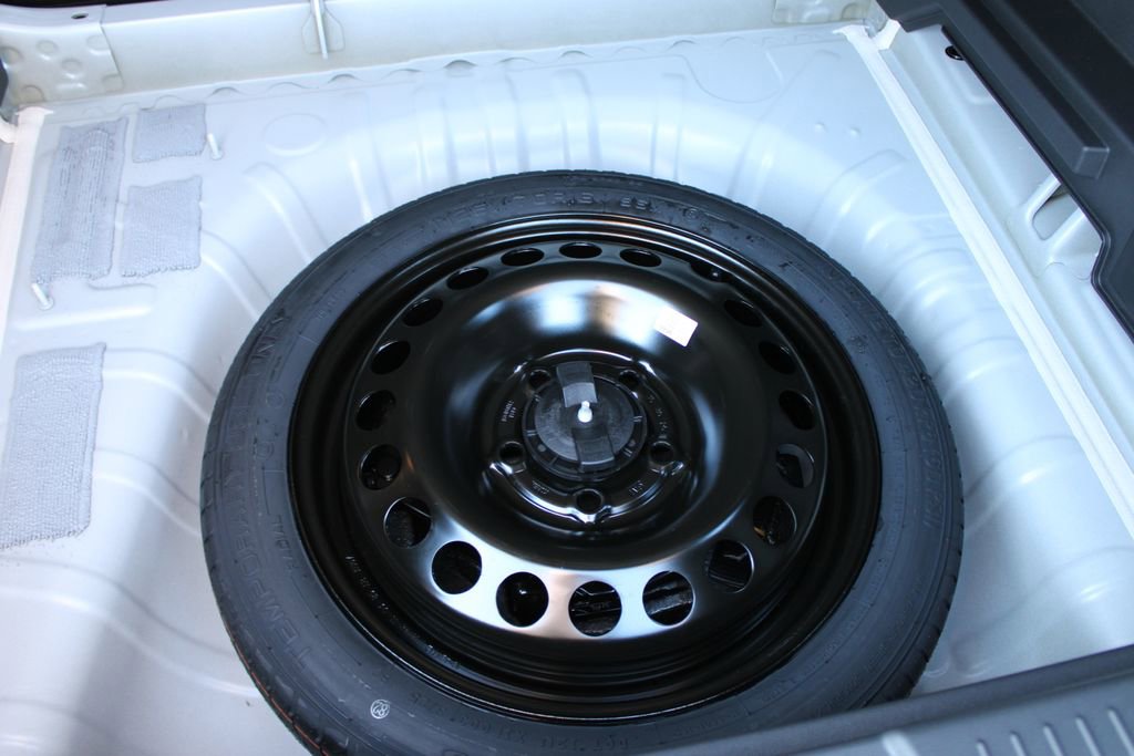 New 2026 Chevrolet Trax LT w/ Sunroof Package image 16