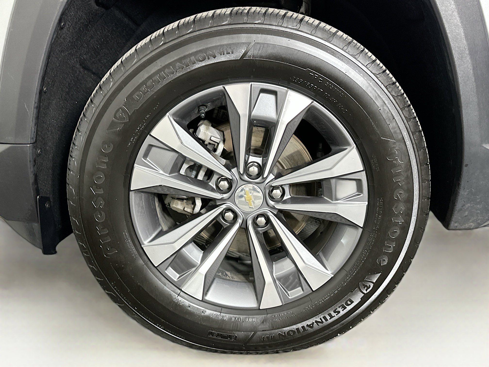 Used 2025 Chevrolet Equinox LT FWD image 11