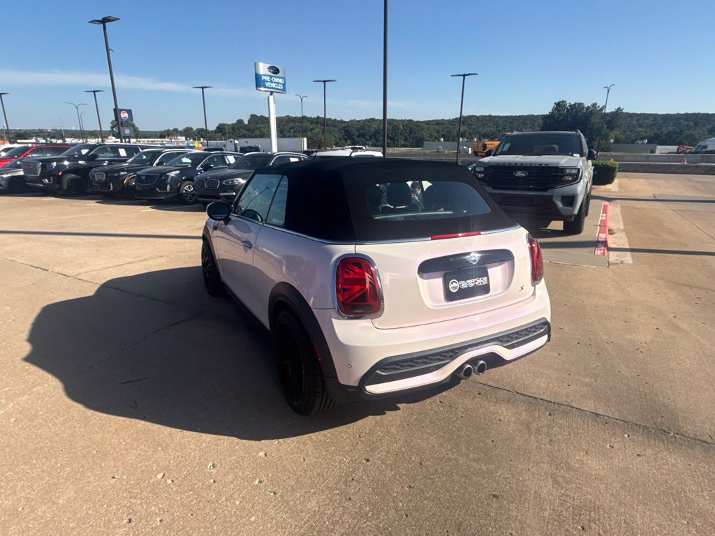 Used 2024 MINI Cooper S FWD image 5