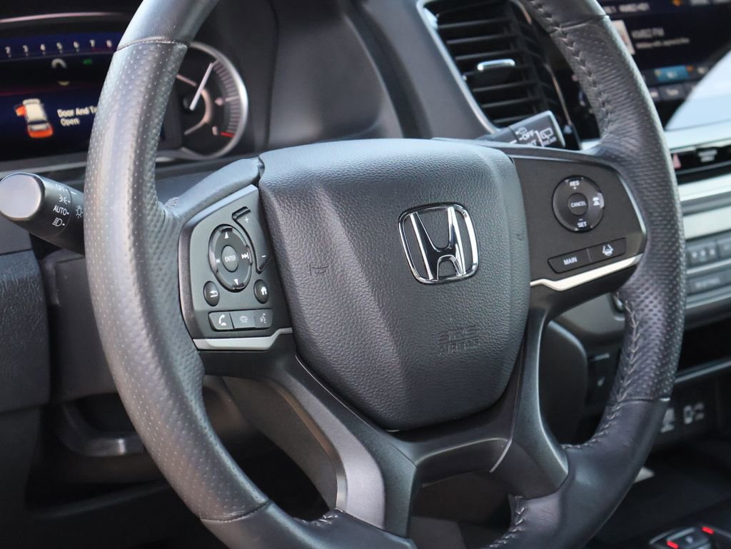 Certified 2023 Honda Passport EX-L image 18