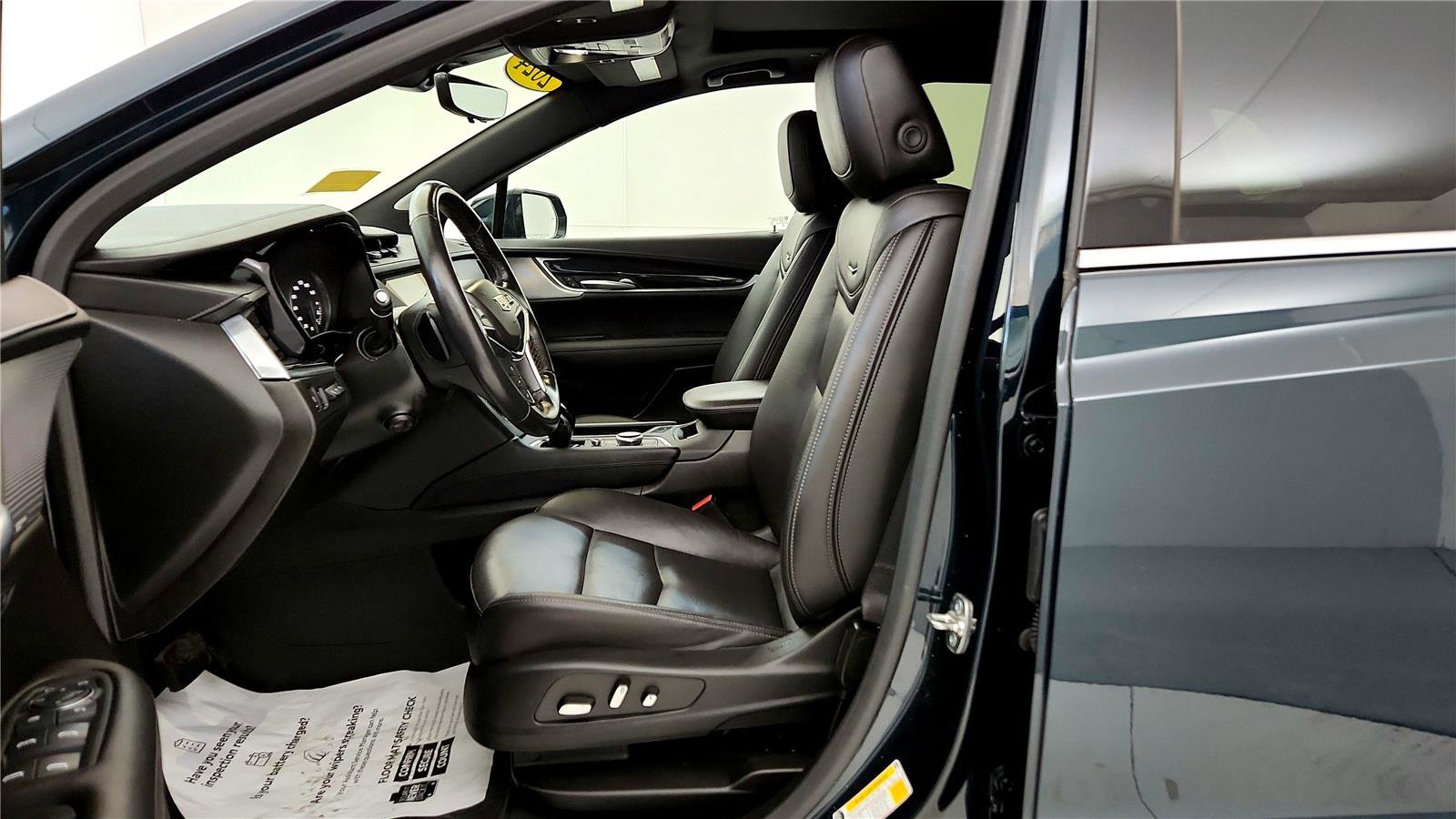 Used 2024 Cadillac XT5 Premium Luxury w/ Technology Package image 26