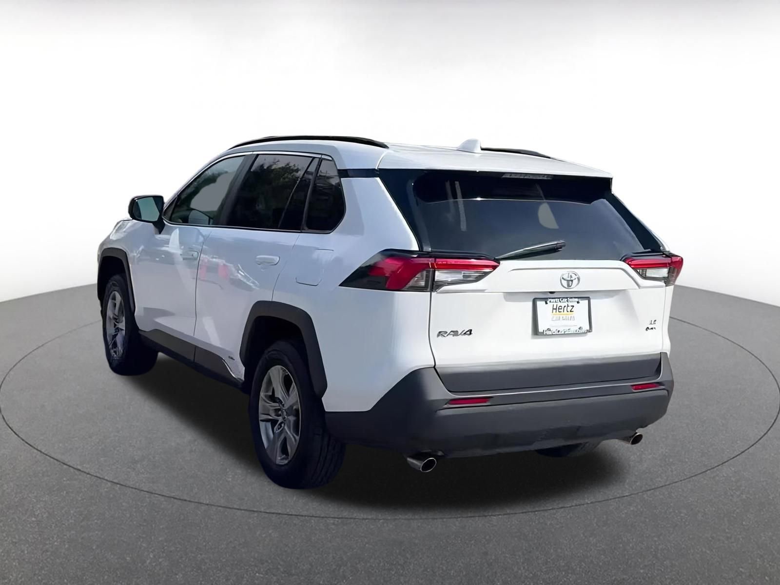 Used 2025 Toyota RAV4 LE image 10