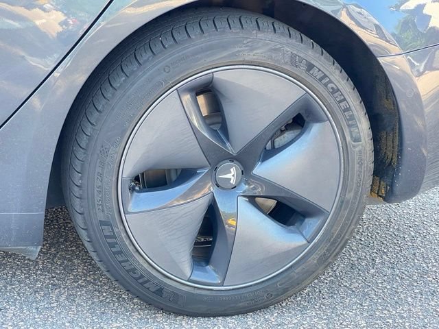 Used 2018 Tesla Model 3 Long Range RWD image 39