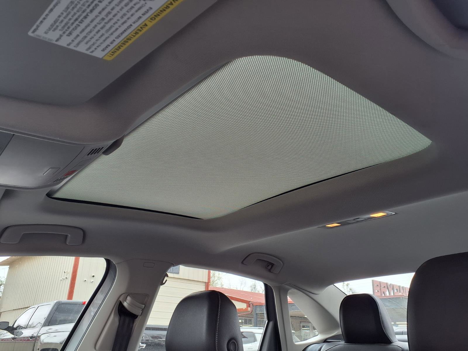 Used 2025 Volkswagen Jetta SE image 12