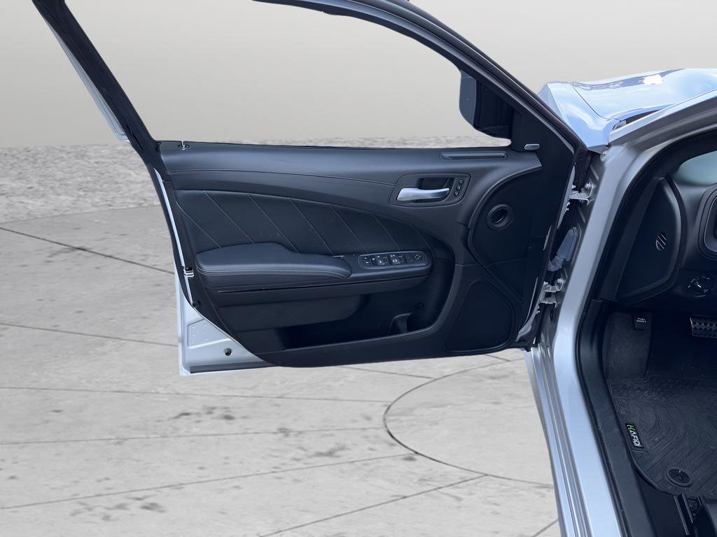 Used 2023 Dodge Charger R/T w/ Plus Group image 23