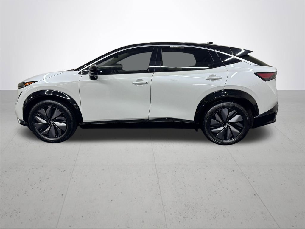 Used 2024 Nissan Ariya FWD image 3