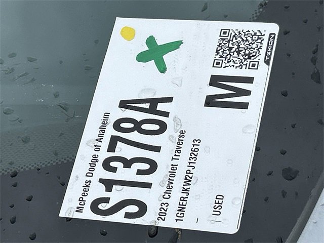 Used 2023 Chevrolet Traverse RS image 34