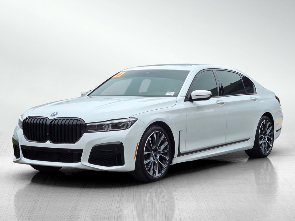 Used 2021 BMW 740i w/ M Sport Package RWD image 8