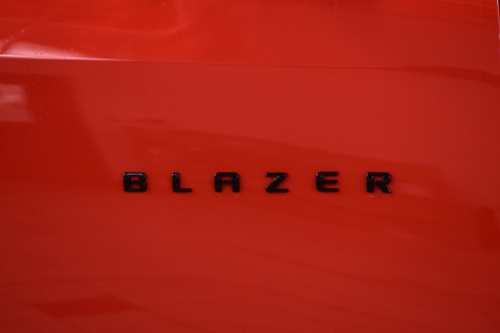 New 2026 Chevrolet Blazer RS w/ Driver Confidence II Package AWD/4WD image 17
