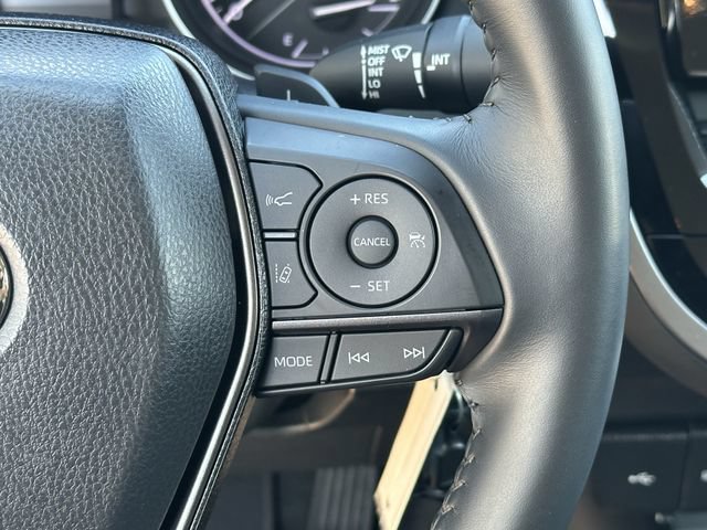 Used 2023 Toyota Camry SE FWD image 14