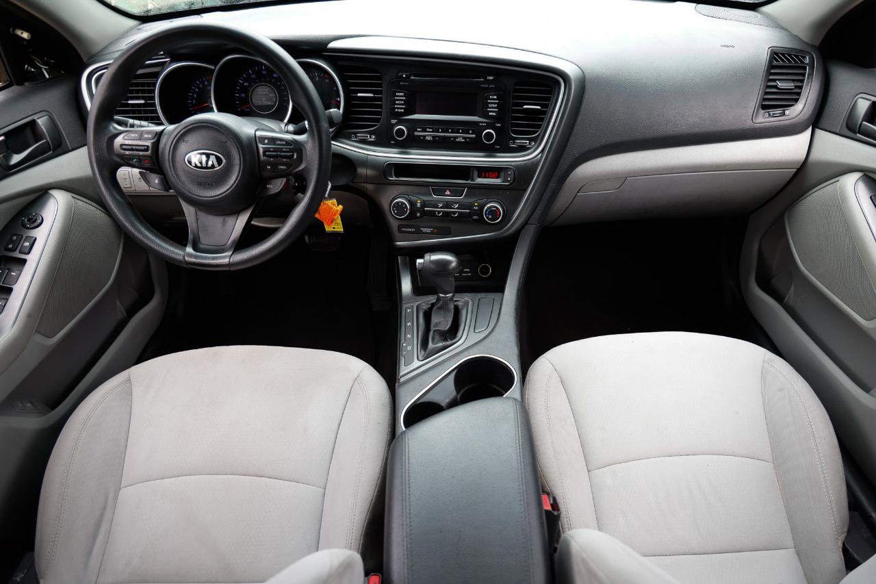 Used 2015 Kia Optima LX FWD image 2