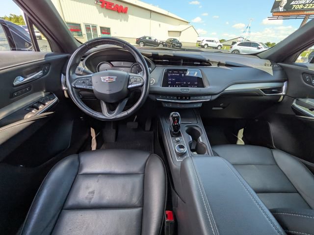 Used 2021 Cadillac XT4 Premium Luxury AWD/4WD image 11
