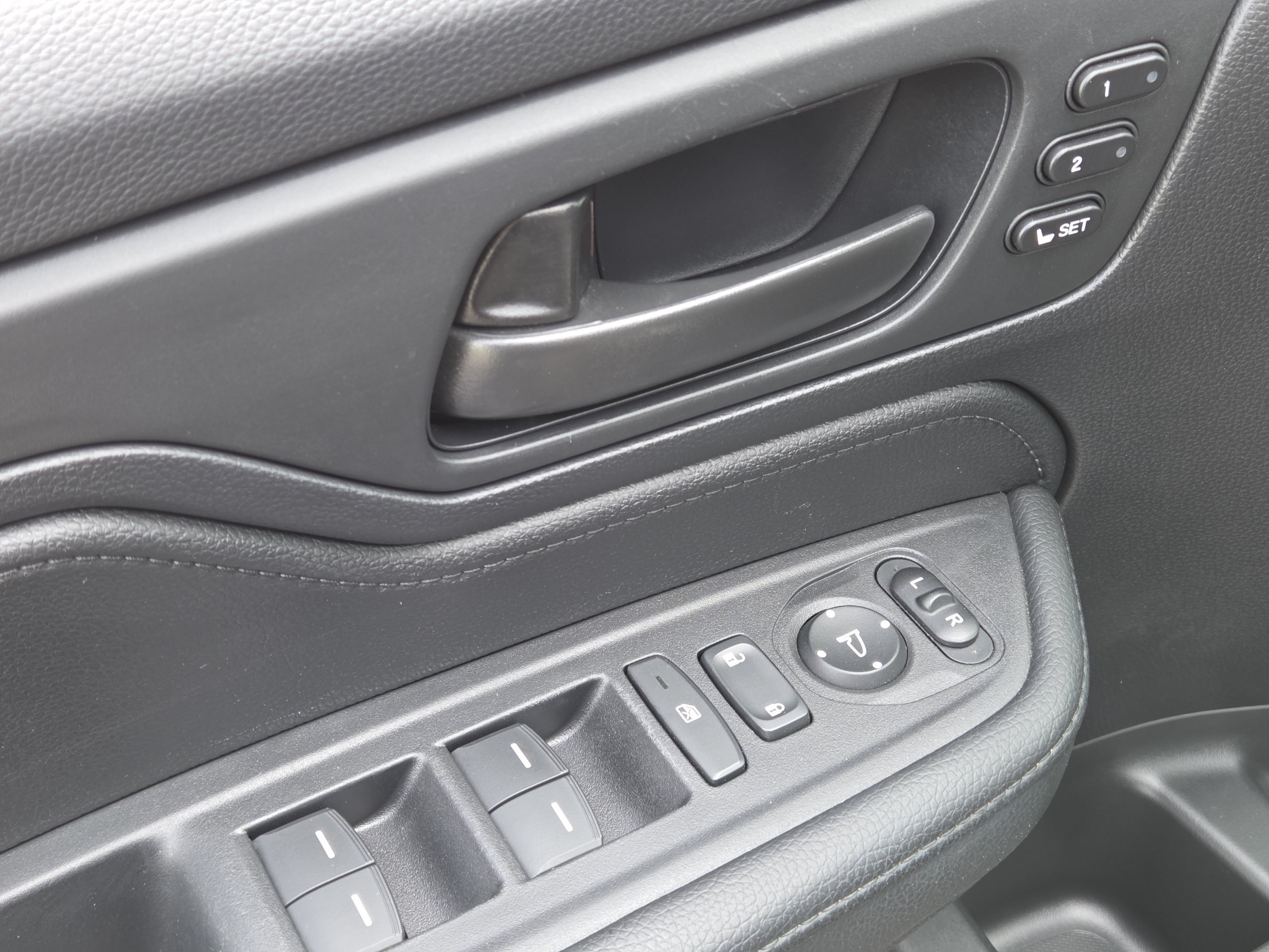 Certified 2025 Honda Odyssey Sport-L image 35