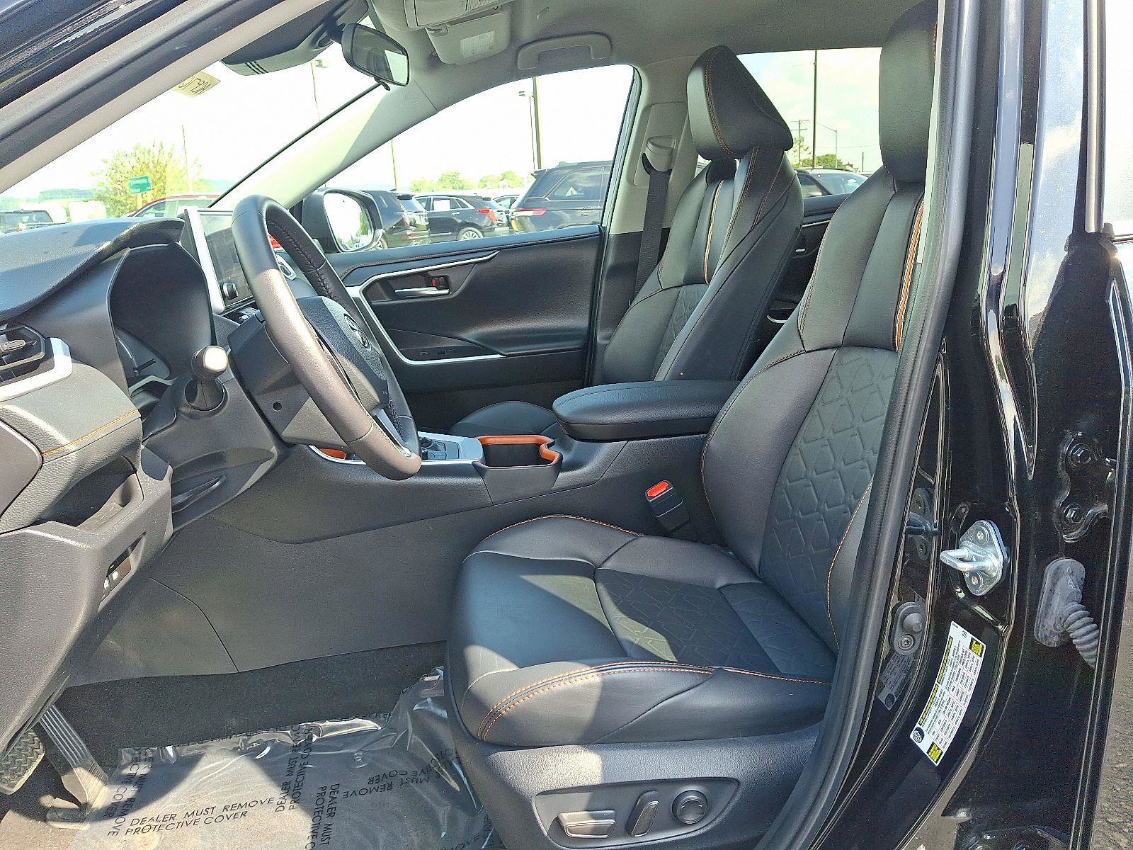 Used 2024 Toyota RAV4 Adventure image 13