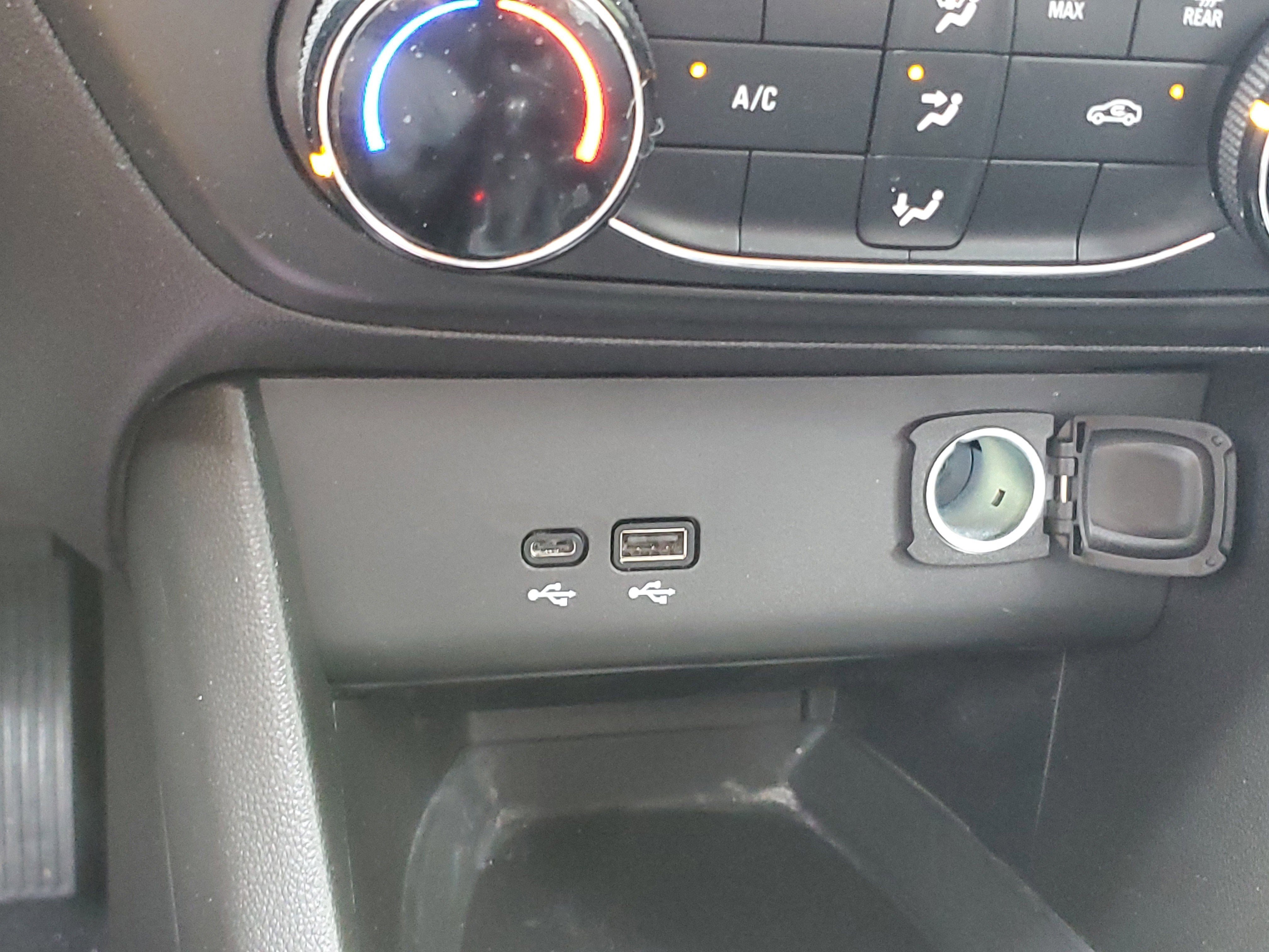 Used 2025 Buick Encore GX Preferred image 28