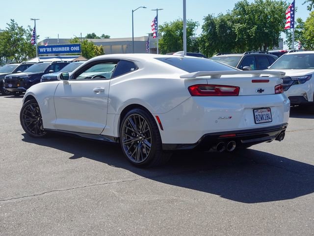 Used 2018 Chevrolet Camaro ZL1 image 9