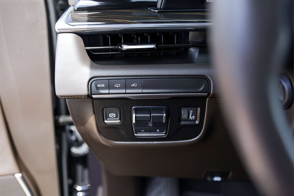 Certified 2023 Cadillac Escalade Premium Luxury w/ Performance Package RWD image 14