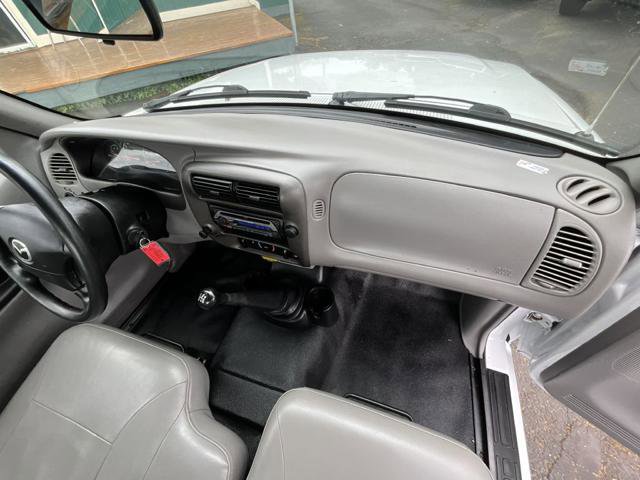 Used 2001 MAZDA B-Series Pickup 2WD Regular Cab B2500 image 16